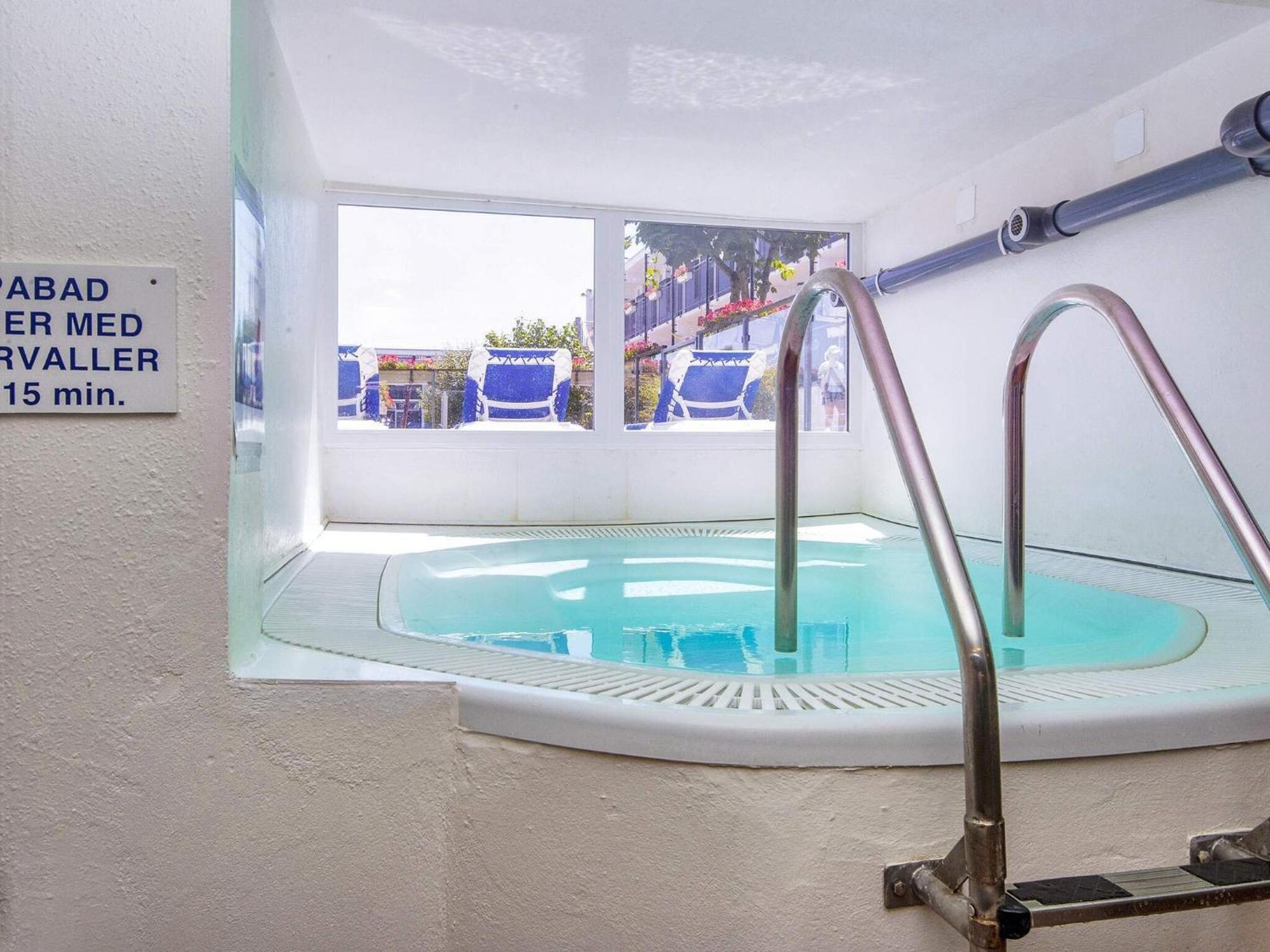 6 Person Holiday Home On A Holiday Park In Glesborg מראה חיצוני תמונה